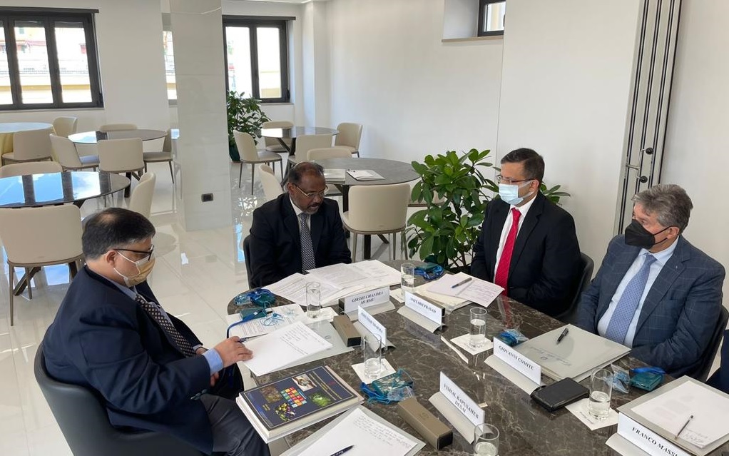 Shri Girish Chandra Murmu, Comptroller and Auditor General of India during a meeting at Food and Agriculture Organisation (FAO), Rome on 10 June 2022