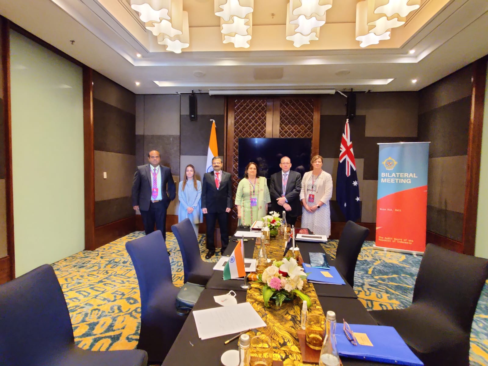Bilateral meeting held between Ms. Parveen Mehta, DAI(HR, IR & Coordination) and Mr Grant Hehir, Auditor-General for Australia on 30th August, 2022 on the side-lines of the SAI20 Summit held on 29-30th August, 2022 in Bali, Indonesia