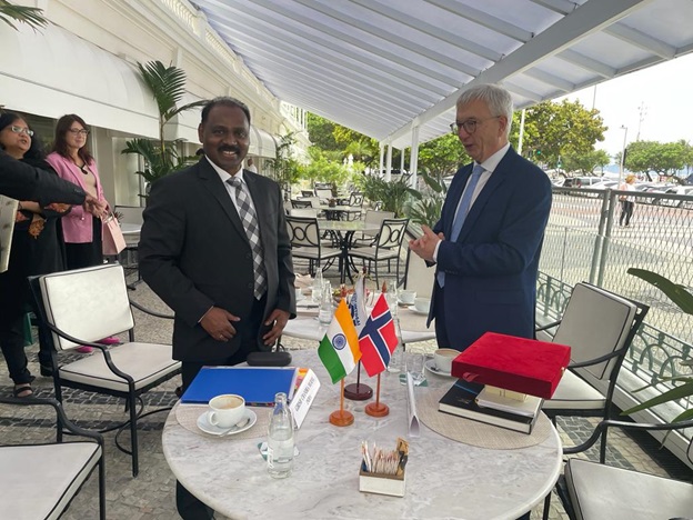 Bilateral meeting held between Mr. Girish Chandra Murmu, CAG of India and Mr. Karl Eirik Schjott-Pedersen, Auditor General of Norway on 7th November, 2022, in Brazil on the side lines of INCOSAI 2022.