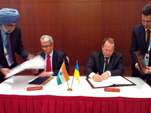 MoU with SAI-Ukraine signed during the XXI INCOSAI 2013 at Beijing, China